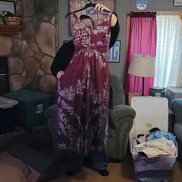 New nougat london dress - Picture 2 of 3